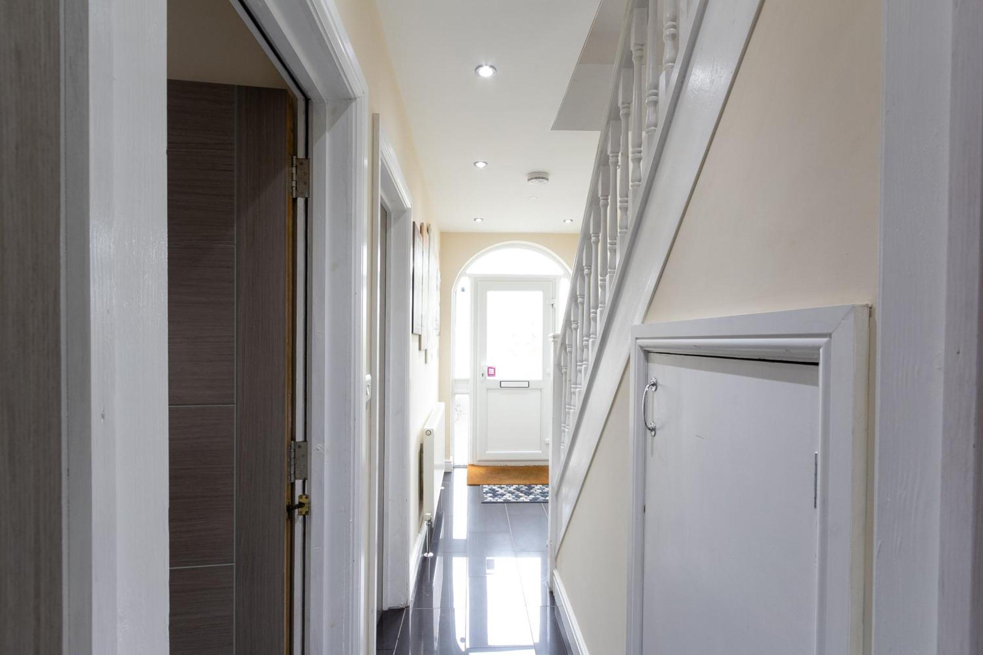 考文垂Bathway House - Free Secured Parking And Wifi公寓 外观 照片